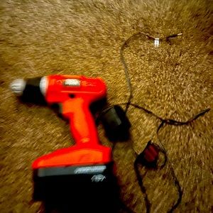 Black and Decker 18 volt cordless drill